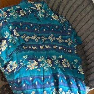Alfred Dunner Floral Blue and Teal Button-Up Shirt